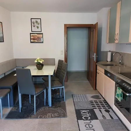 Lochner Piesendorf-walchen * פיסנדורף